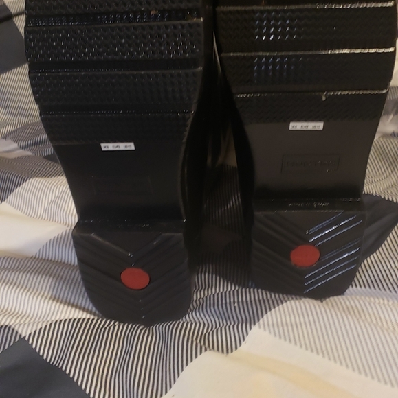 Hunter boots Tall size 10 - Picture 3 of 3